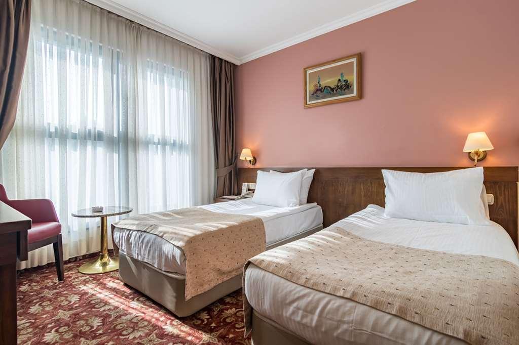 2000 Kavaklıdere Otel 4*