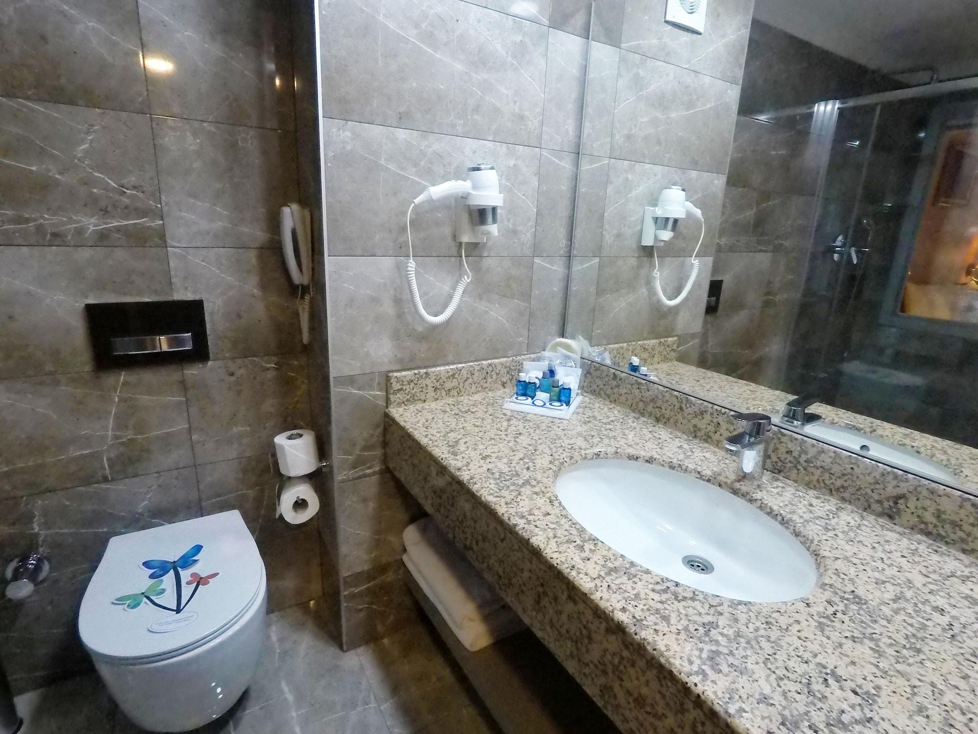 2000 Kavaklıdere Otel 4*